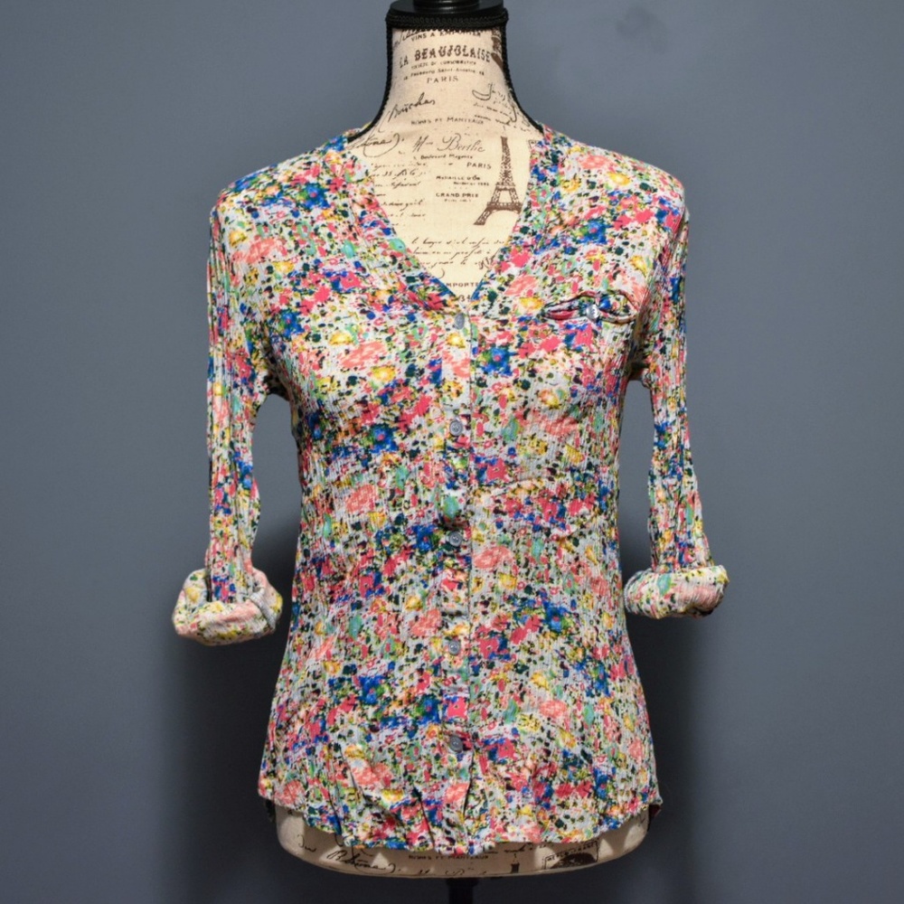 Kut From The Kloth Button Down Blouse